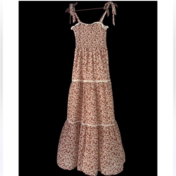 Altar'd State Dresses & Skirts - Altar’d State Tiered Floral Maxi Dress